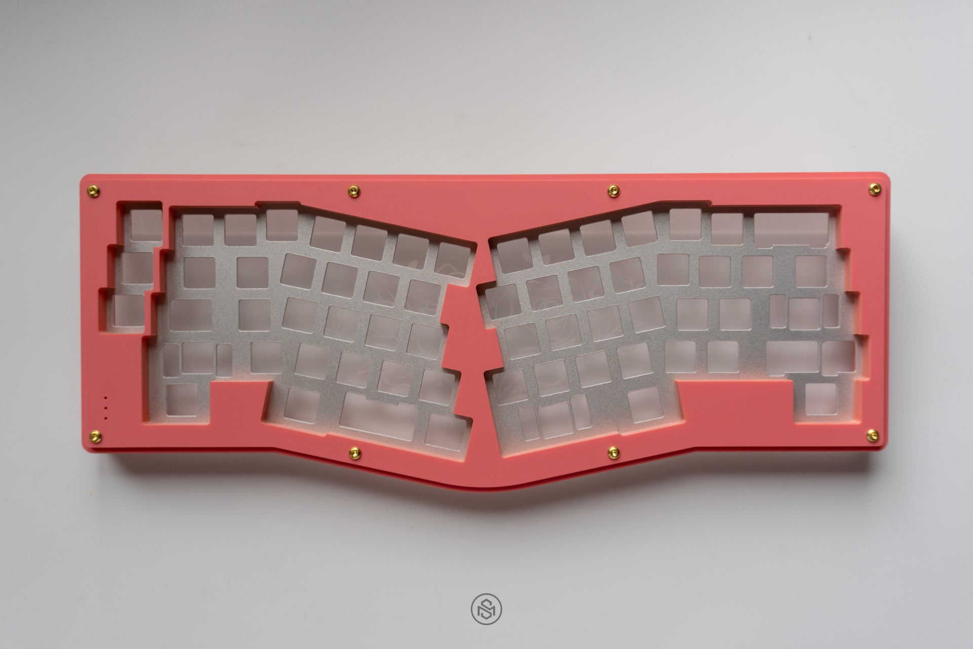 Alice Pastel Coral Case